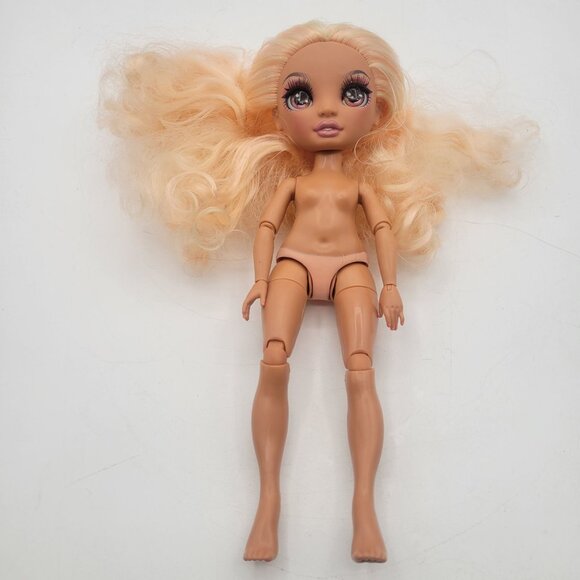 MGA  Rainbow High Doll Lot - Skylar Blue & Onyx Black & Georgie Peach - Picture 4 of 16